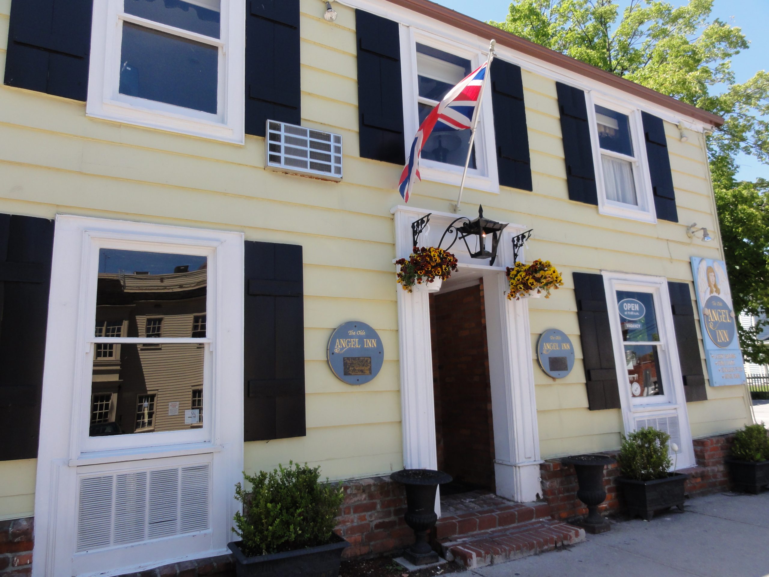 Our Accommodations | Guest Rooms - Olde Angel Inn